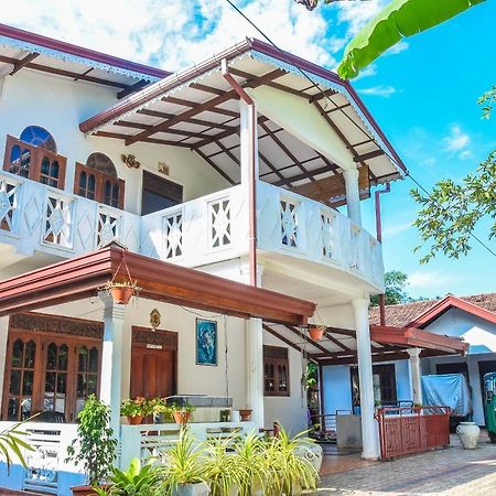Rashmi Homestay Balapitiya Exterior foto