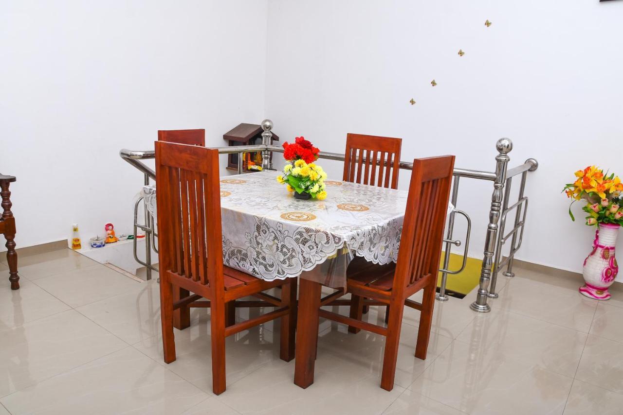 Rashmi Homestay Balapitiya Exterior foto